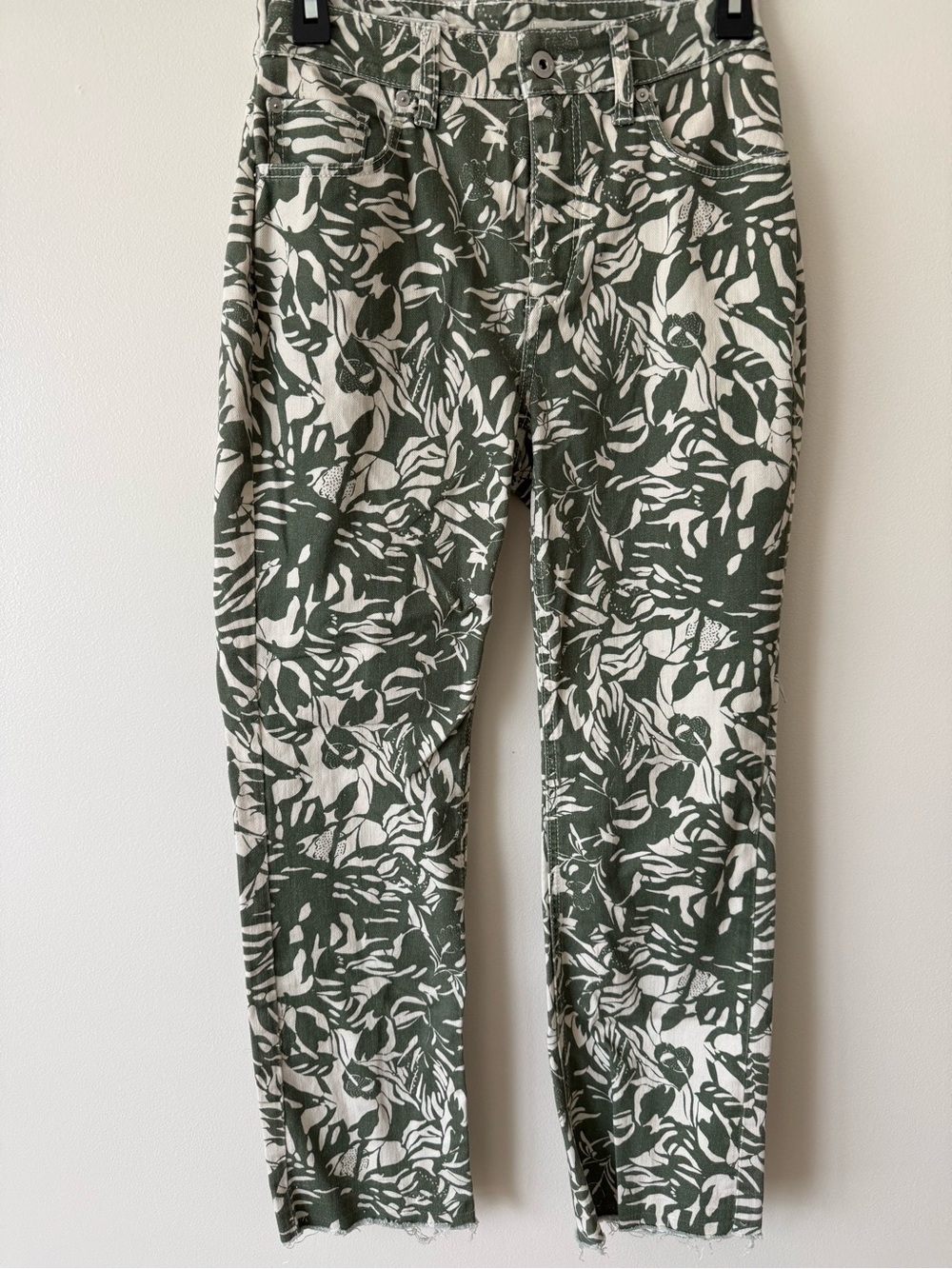 Pilcro Olive Green and White High-Rise Printed Jeans